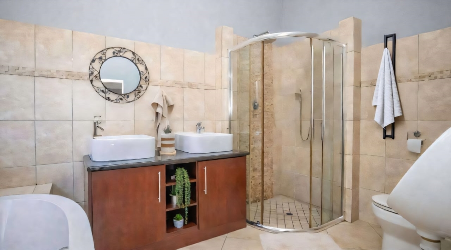 4 Bedroom Property for Sale in Safari Gardens North West